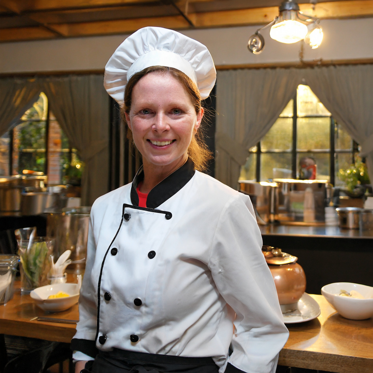 Firefly-A-chef-in-a-dutch-restaurant-in-a-city-with-less-then-100.000-people.-14772